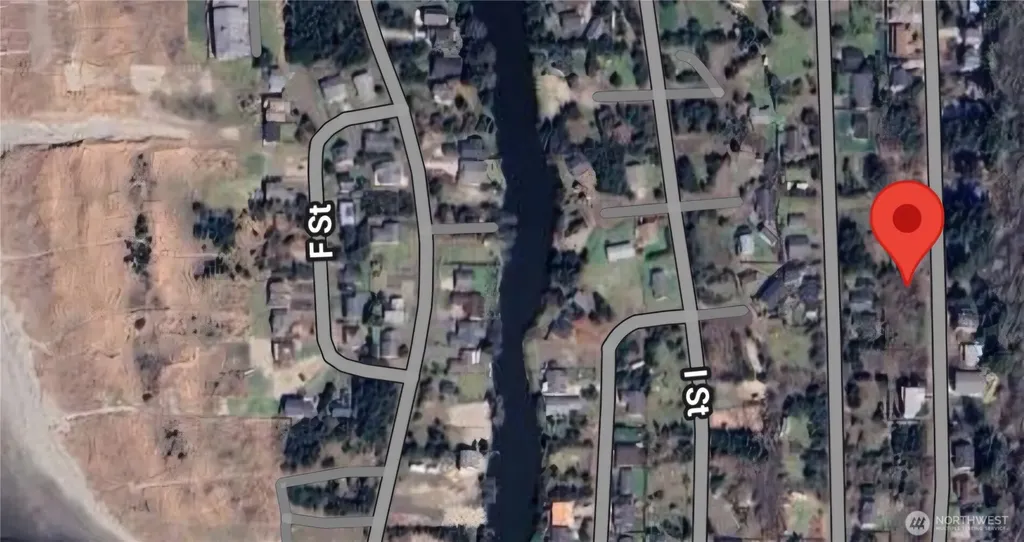 35207 J Place Ocean Park WA 98640