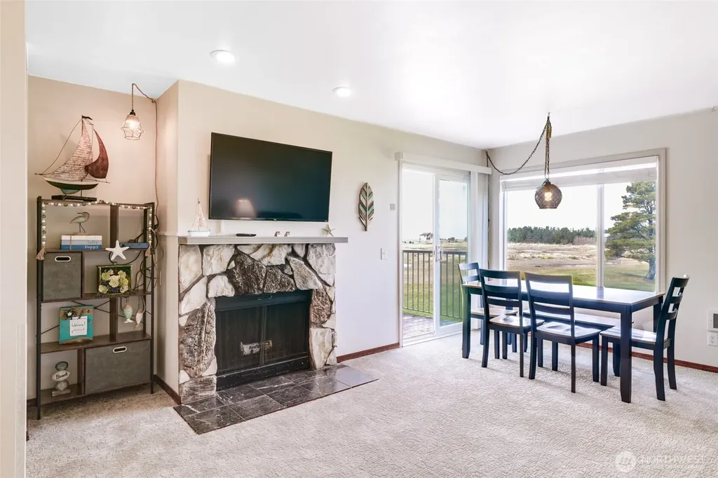 210 NW 26th Street Long Beach WA 98631