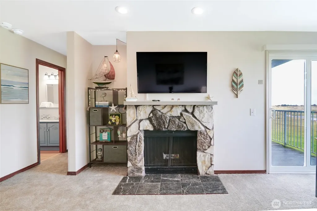 210 NW 26th Street Long Beach WA 98631