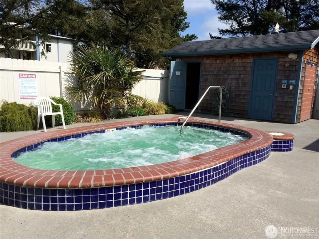 210 NW 26th Street Long Beach WA 98631