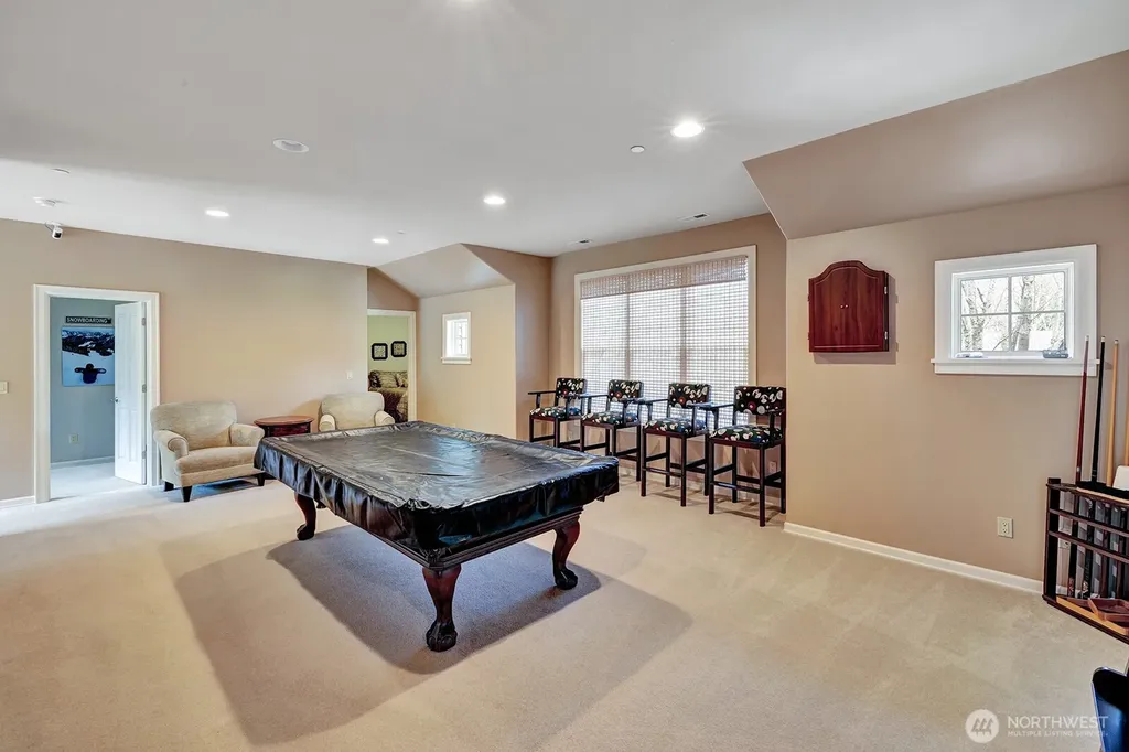 1833 297 Way SE Fall City WA 98024