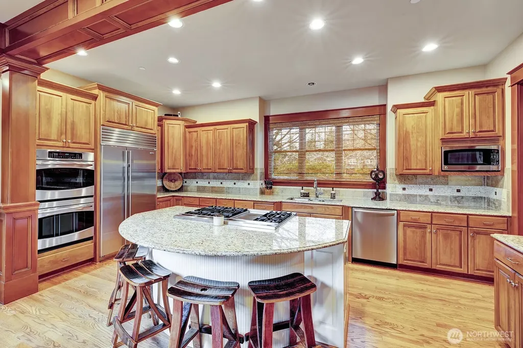 1833 297 Way SE Fall City WA 98024