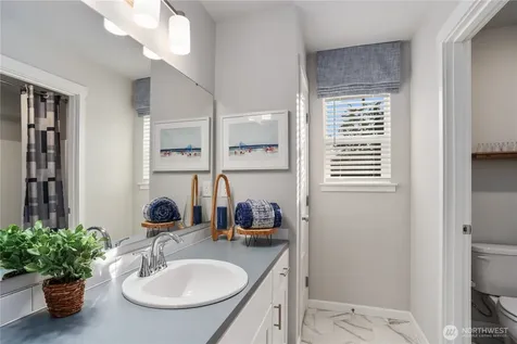 26831 30th Place S Kent WA 98032