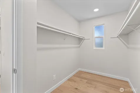 1825 112th Avenue NE Bellevue WA 98004