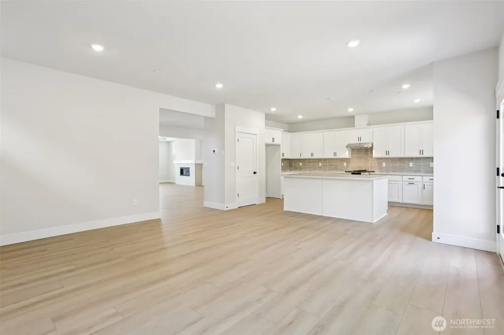 328 182nd Place SE Bothell WA 98012
