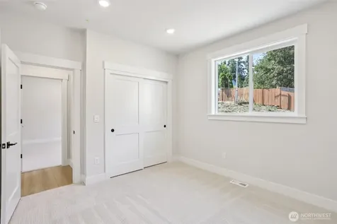 328 182nd Place SE Bothell WA 98012