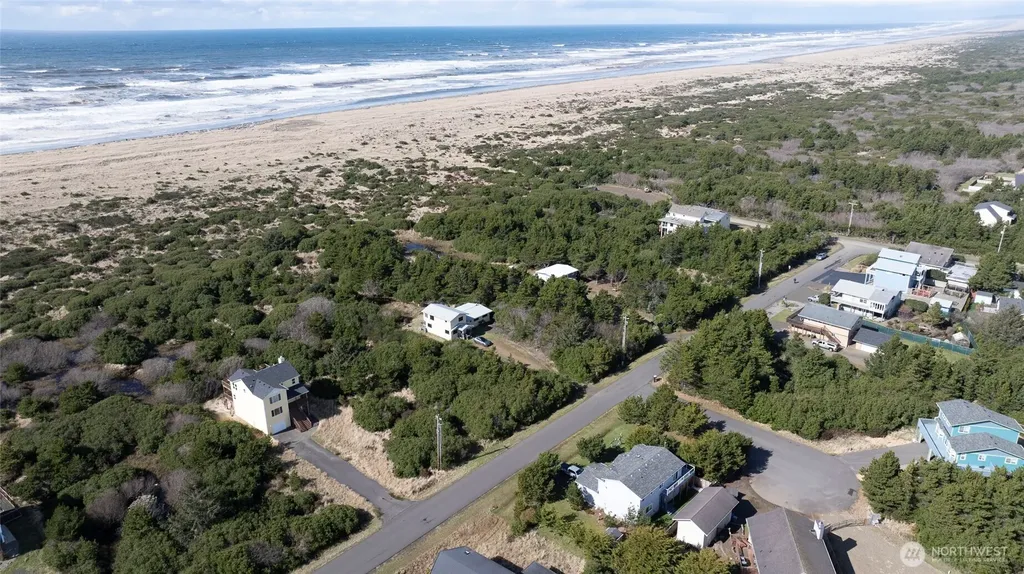 749 S Sand Dune Avenue SW Ocean Shores WA 98569