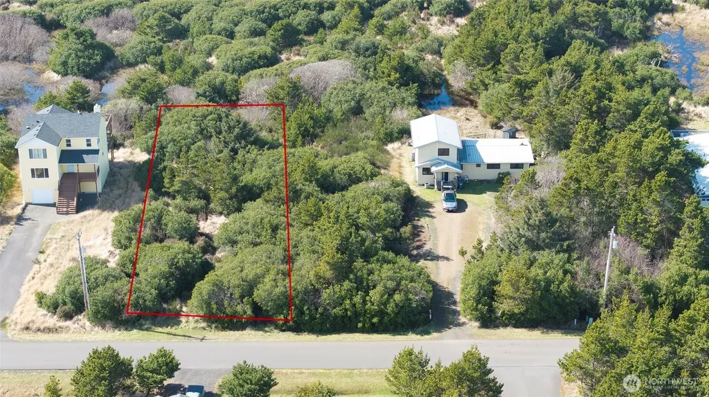 749 S Sand Dune Avenue SW Ocean Shores WA 98569