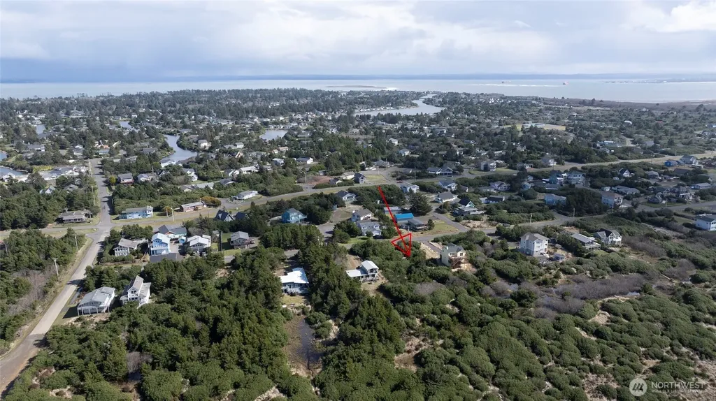 749 S Sand Dune Avenue SW Ocean Shores WA 98569