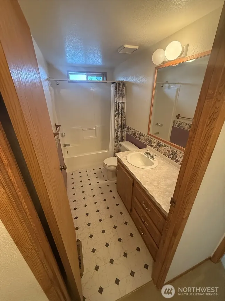 1111 Archwood Drive SW Olympia WA 98502