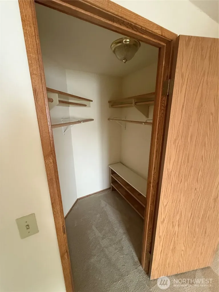 1111 Archwood Drive SW Olympia WA 98502