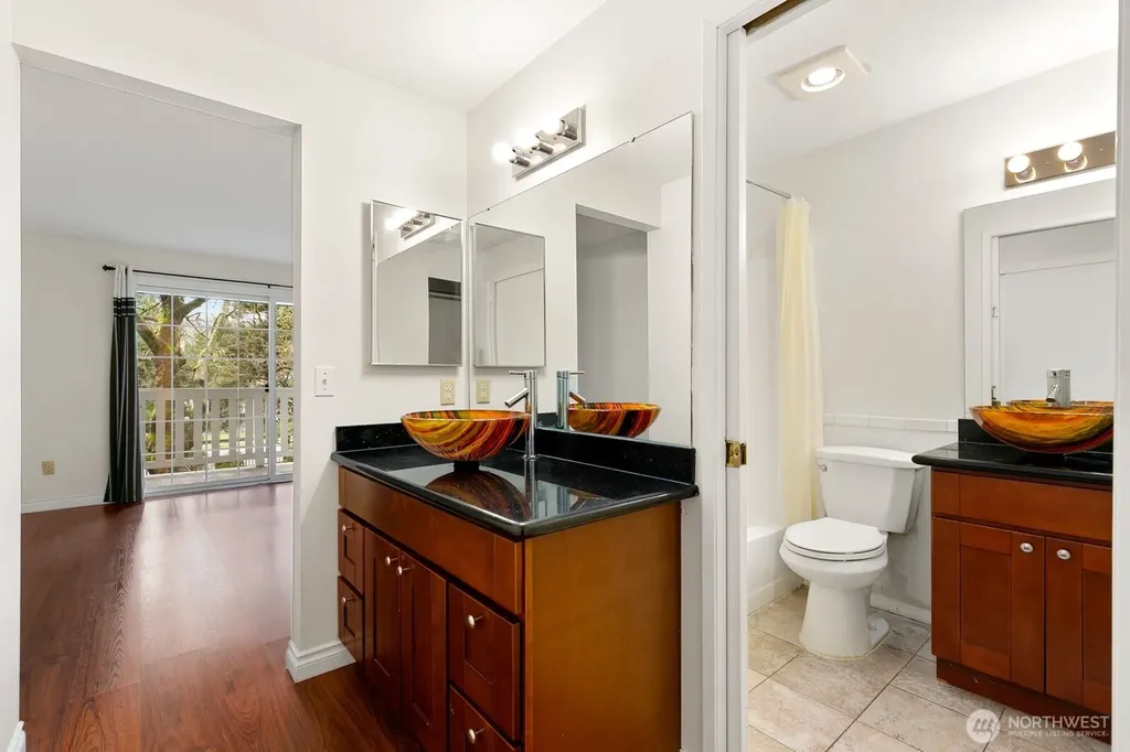 12389 SE 41st Lane Bellevue WA 98006