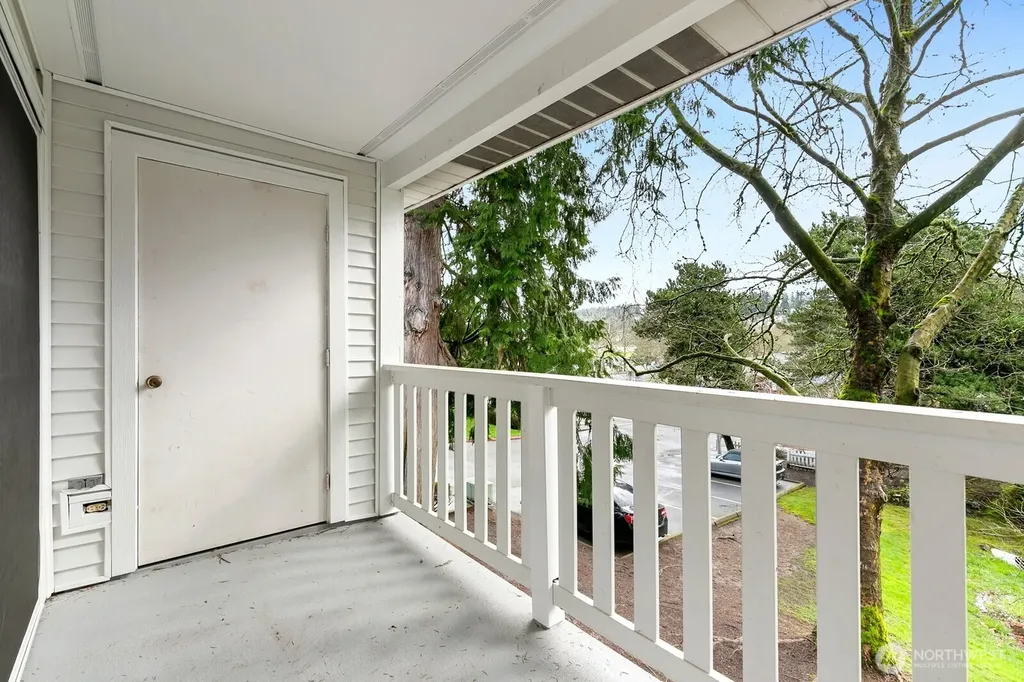 12389 SE 41st Lane Bellevue WA 98006