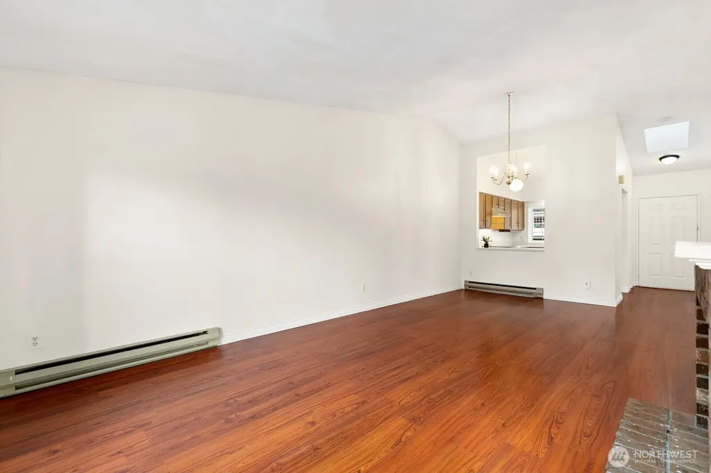 12389 SE 41st Lane Bellevue WA 98006
