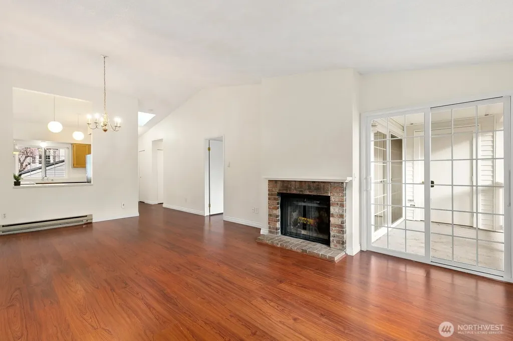 12389 SE 41st Lane Bellevue WA 98006