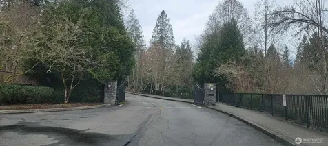 4321 Issaquah-pine Lake Road SE Sammamish WA 98075