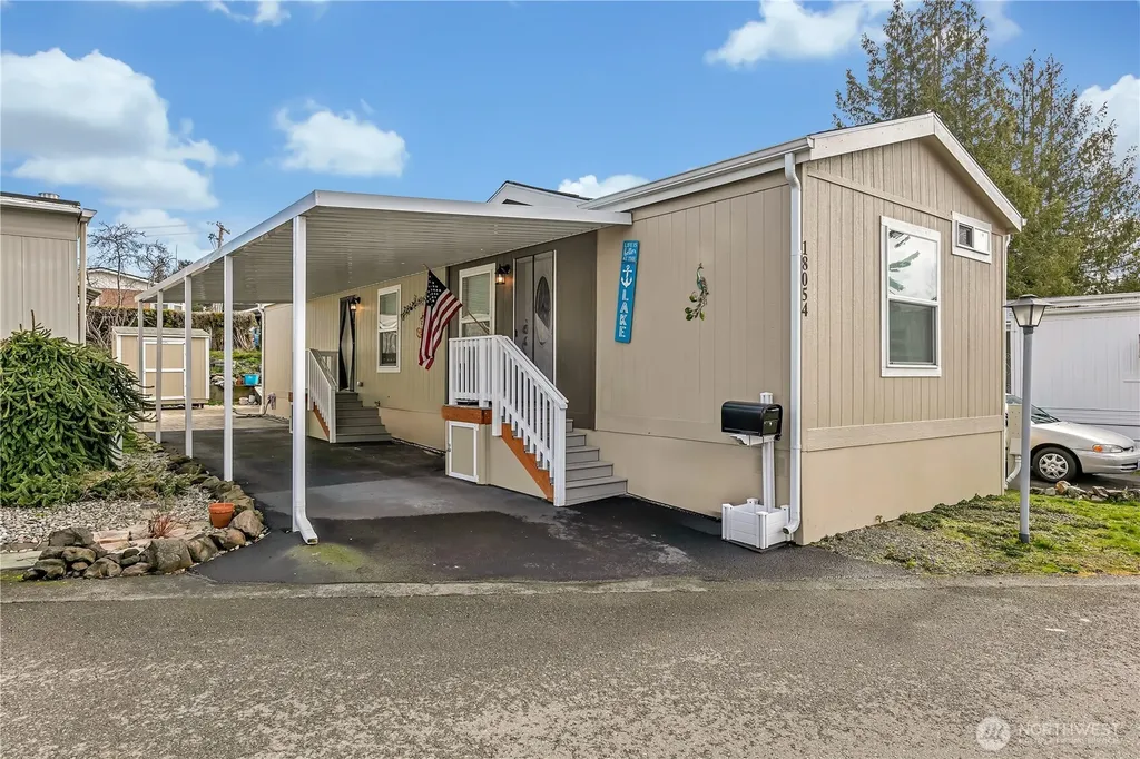 18054 36th Avenue S Seatac WA 98188