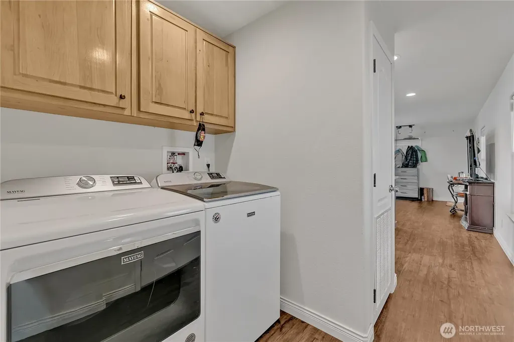 18054 36th Avenue S Seatac WA 98188