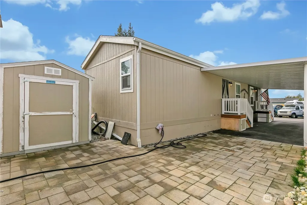 18054 36th Avenue S Seatac WA 98188