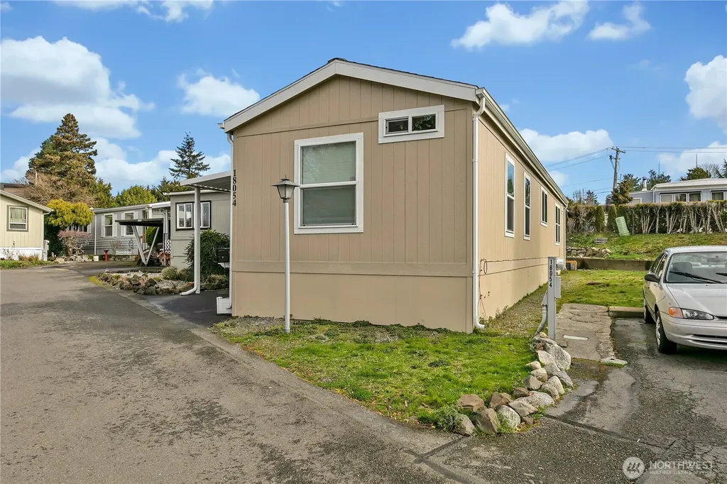 18054 36th Avenue S Seatac WA 98188