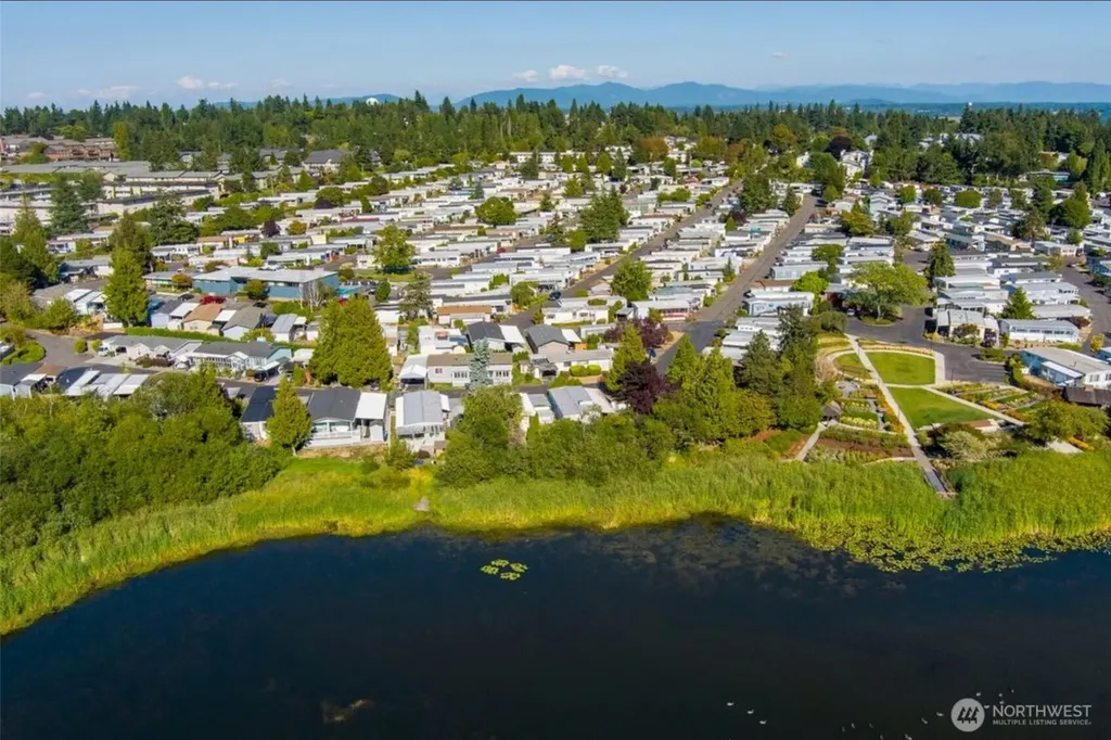 18054 36th Avenue S Seatac WA 98188