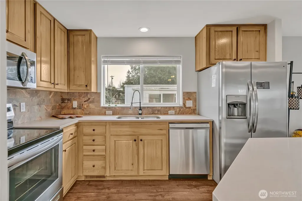 18054 36th Avenue S Seatac WA 98188