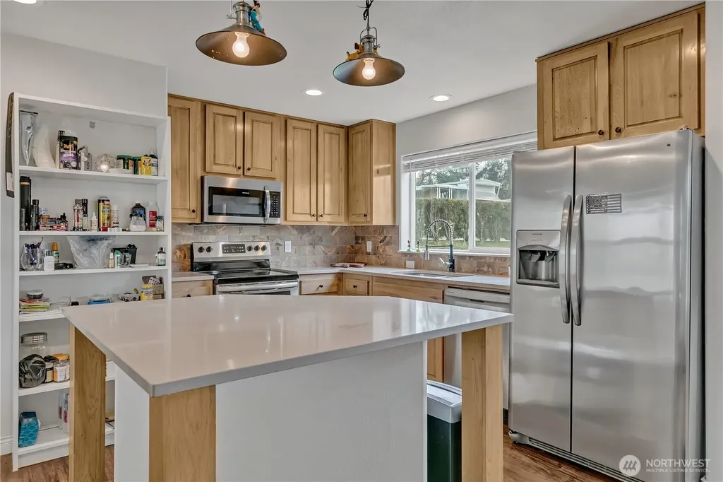 18054 36th Avenue S Seatac WA 98188