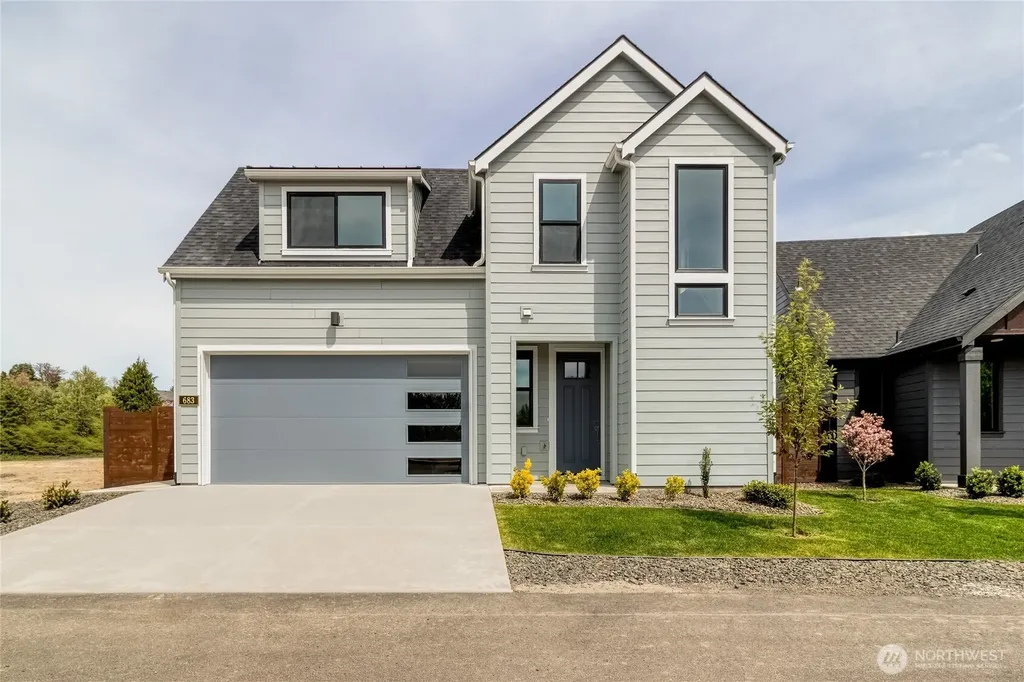 683 SE Quail Run College Place WA 99324