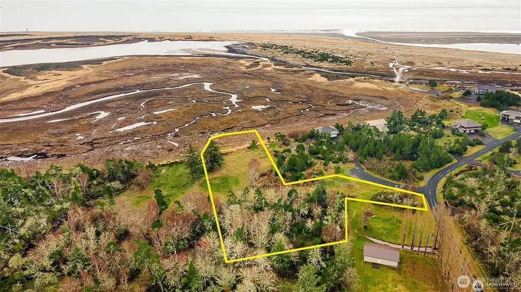 2680 Sunset Lane Tokeland WA 98590