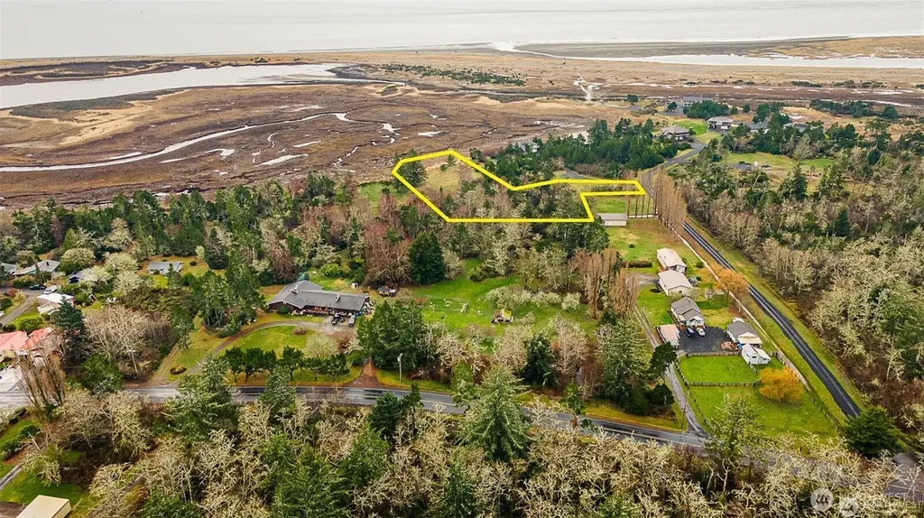2680 Sunset Lane Tokeland WA 98590