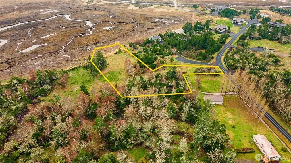 2680 Sunset Lane Tokeland WA 98590