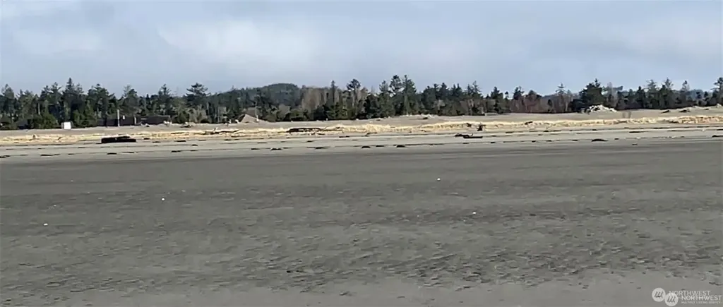 2680 Sunset Lane Tokeland WA 98590