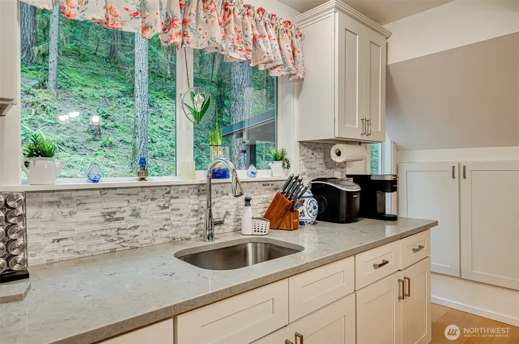 128 Northwoods Cabin Cougar WA 98616