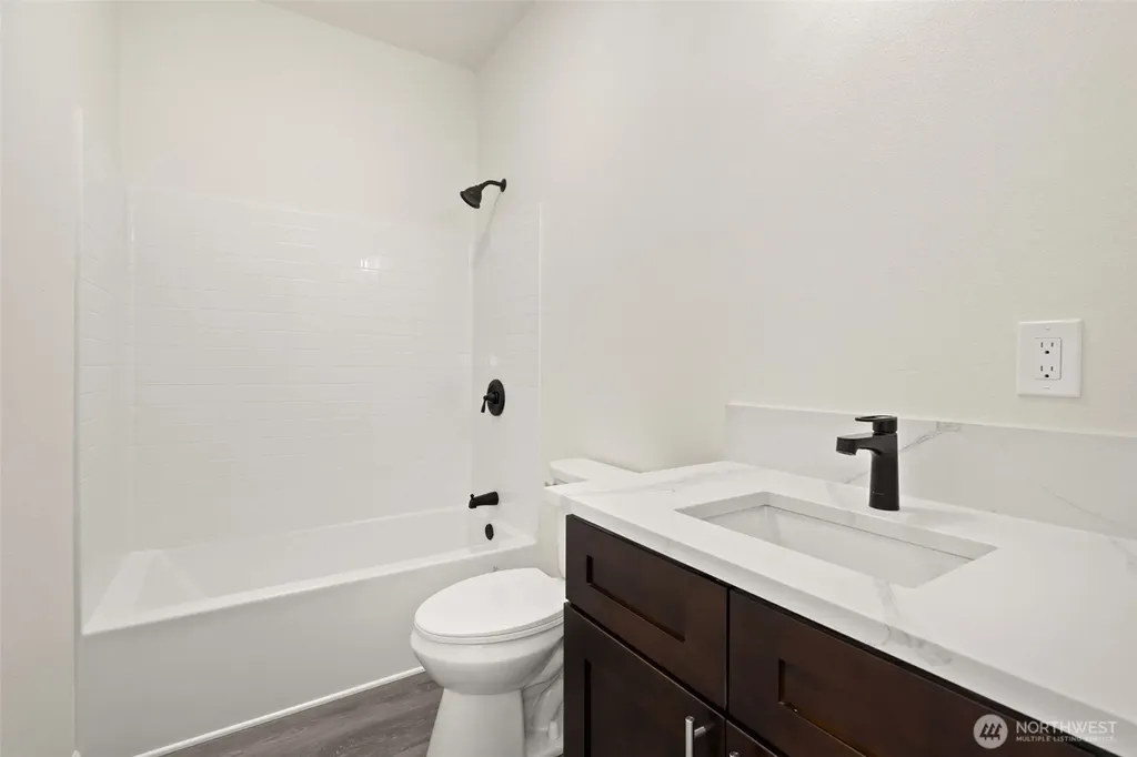 107 Winwood Lane Winlock WA 98596