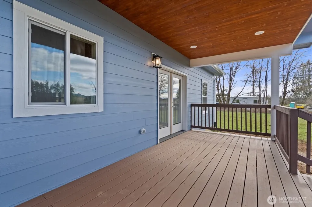 107 Winwood Lane Winlock WA 98596
