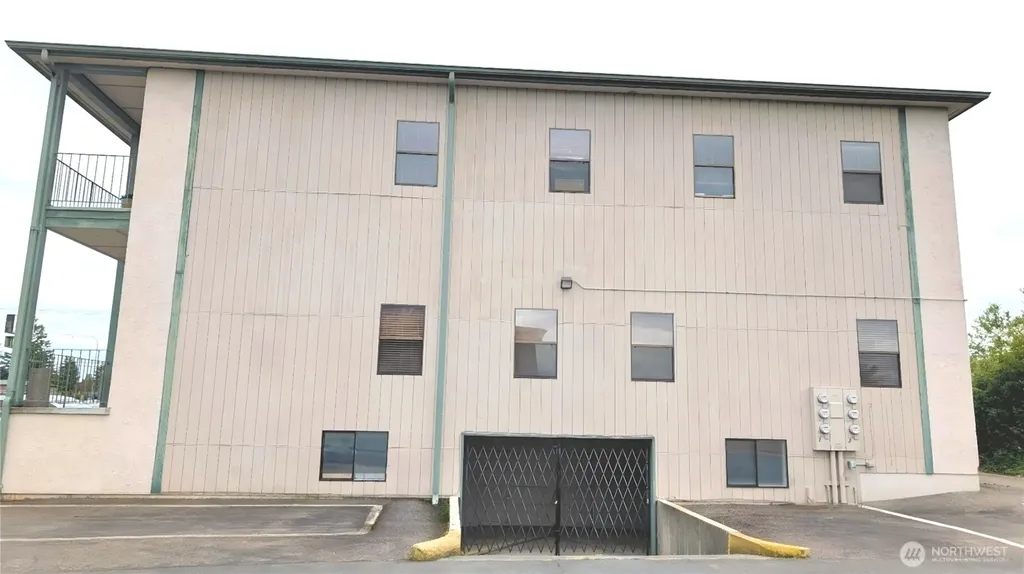 1621 Freeway Drive Mount Vernon WA 98273