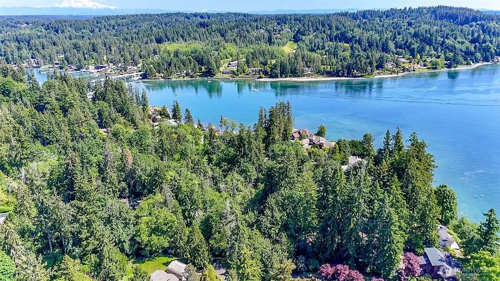 44 Raft Island Drive NW Gig Harbor WA 98335