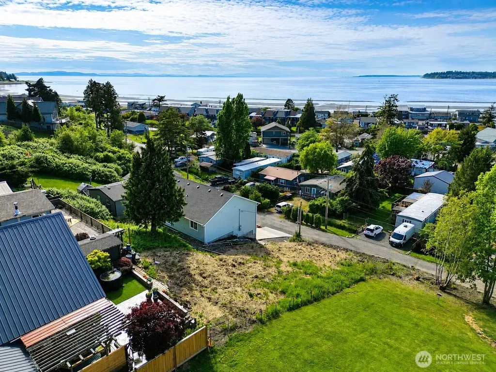 7530 Wooldridge Drive Blaine WA 98230