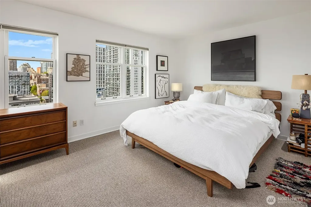 1009 Western Avenue Seattle WA 98104