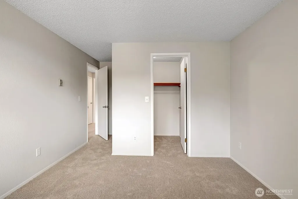 1220 SW 132nd Lane Burien WA 98146
