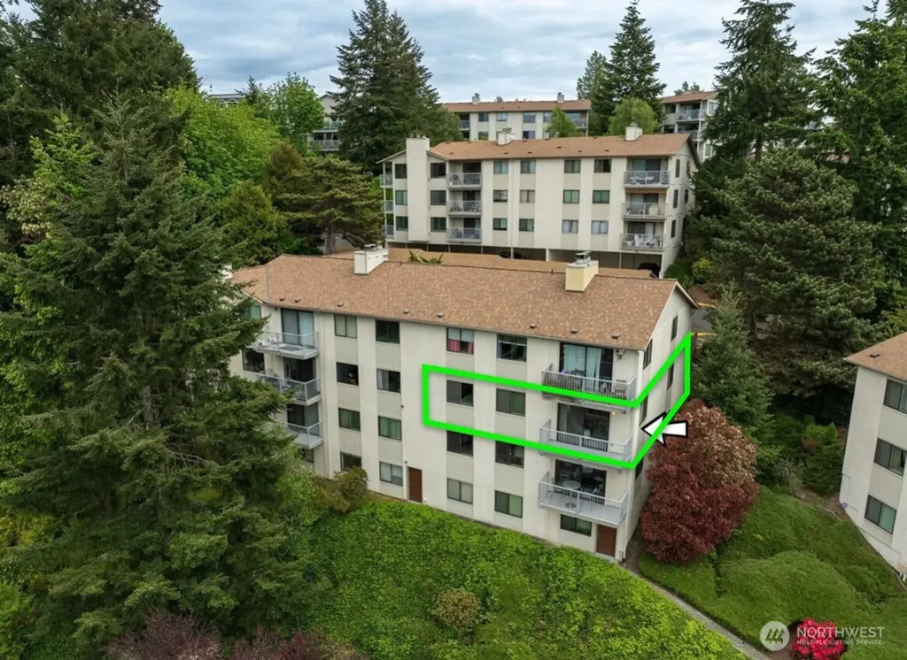 1220 SW 132nd Lane Burien WA 98146