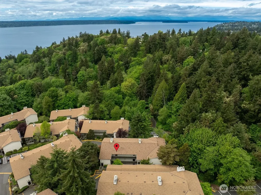 1220 SW 132nd Lane Burien WA 98146
