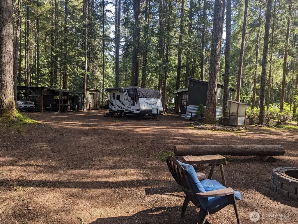 390 N Duckabush Drive W Hoodsport WA 98548