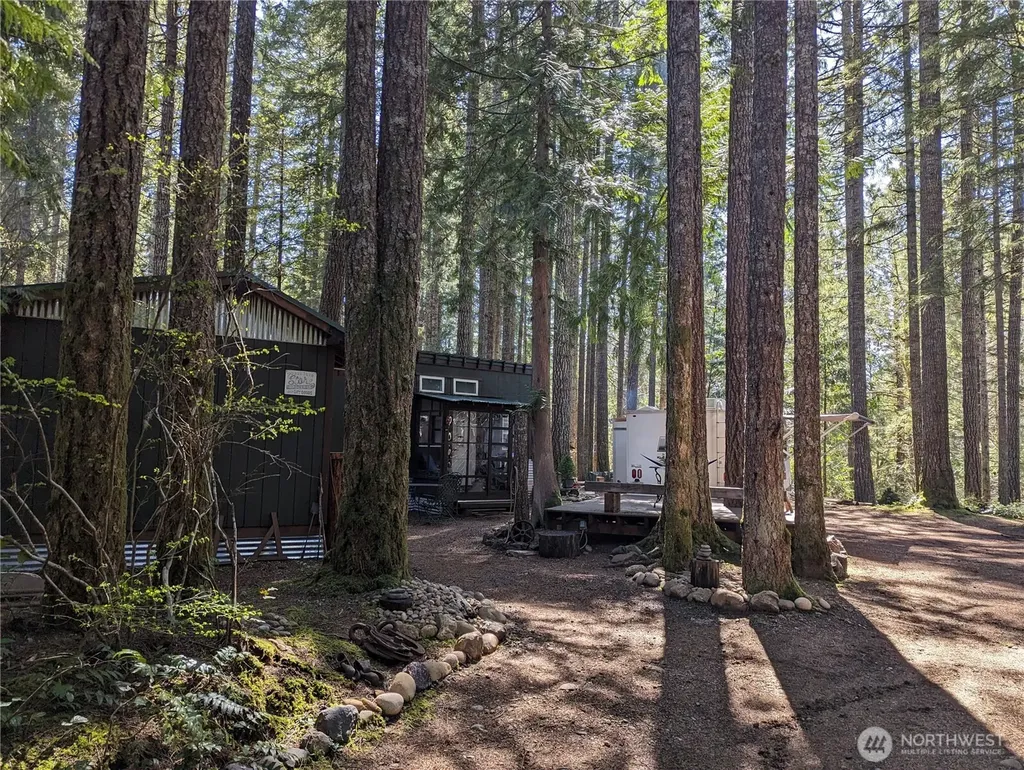 390 N Duckabush Drive W Hoodsport WA 98548