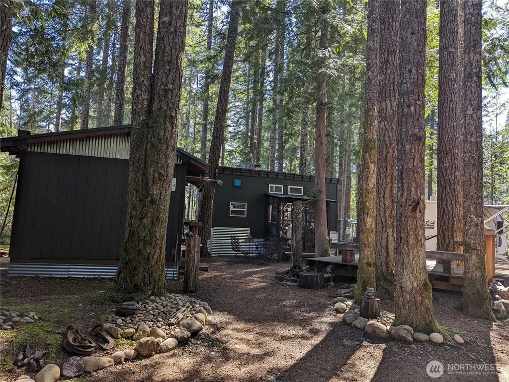 390 N Duckabush Drive W Hoodsport WA 98548
