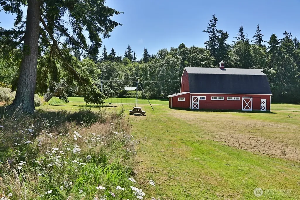 364 Gramayre Road Coupeville WA 98239