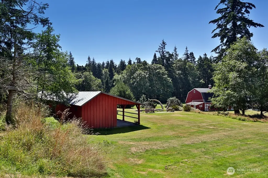 364 Gramayre Road Coupeville WA 98239