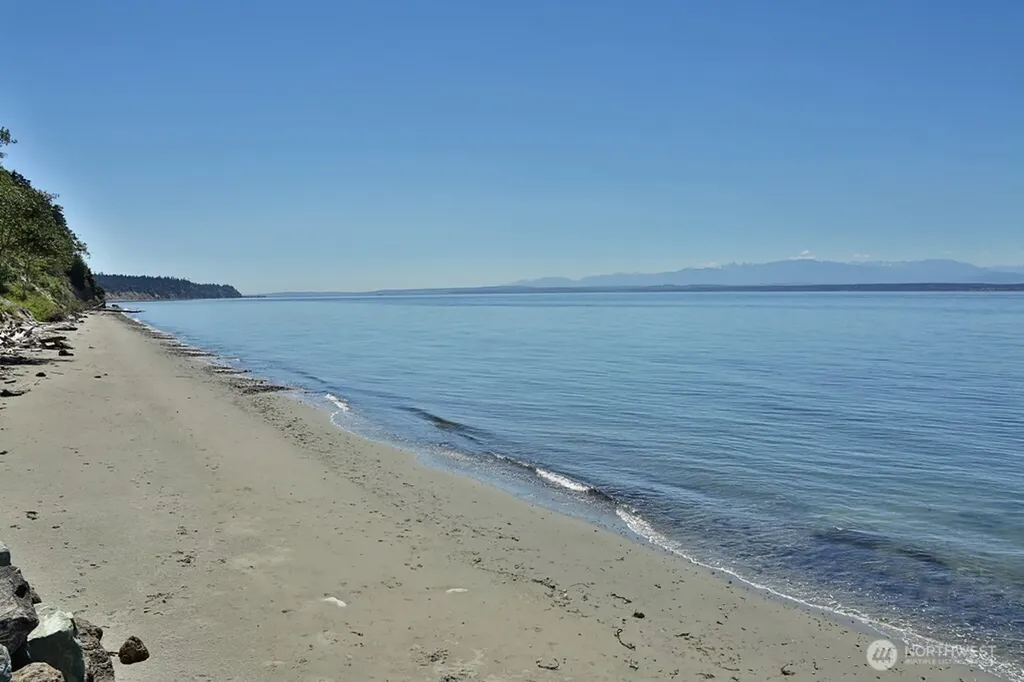 364 Gramayre Road Coupeville WA 98239