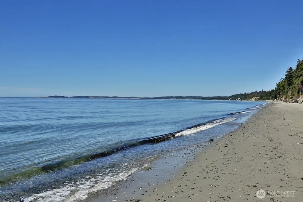364 Gramayre Road Coupeville WA 98239