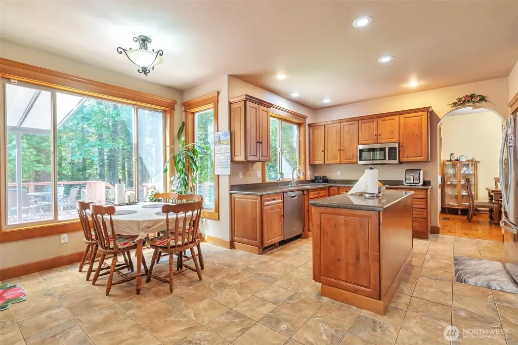 4711 Cleveland Avenue SE Tumwater WA 98501